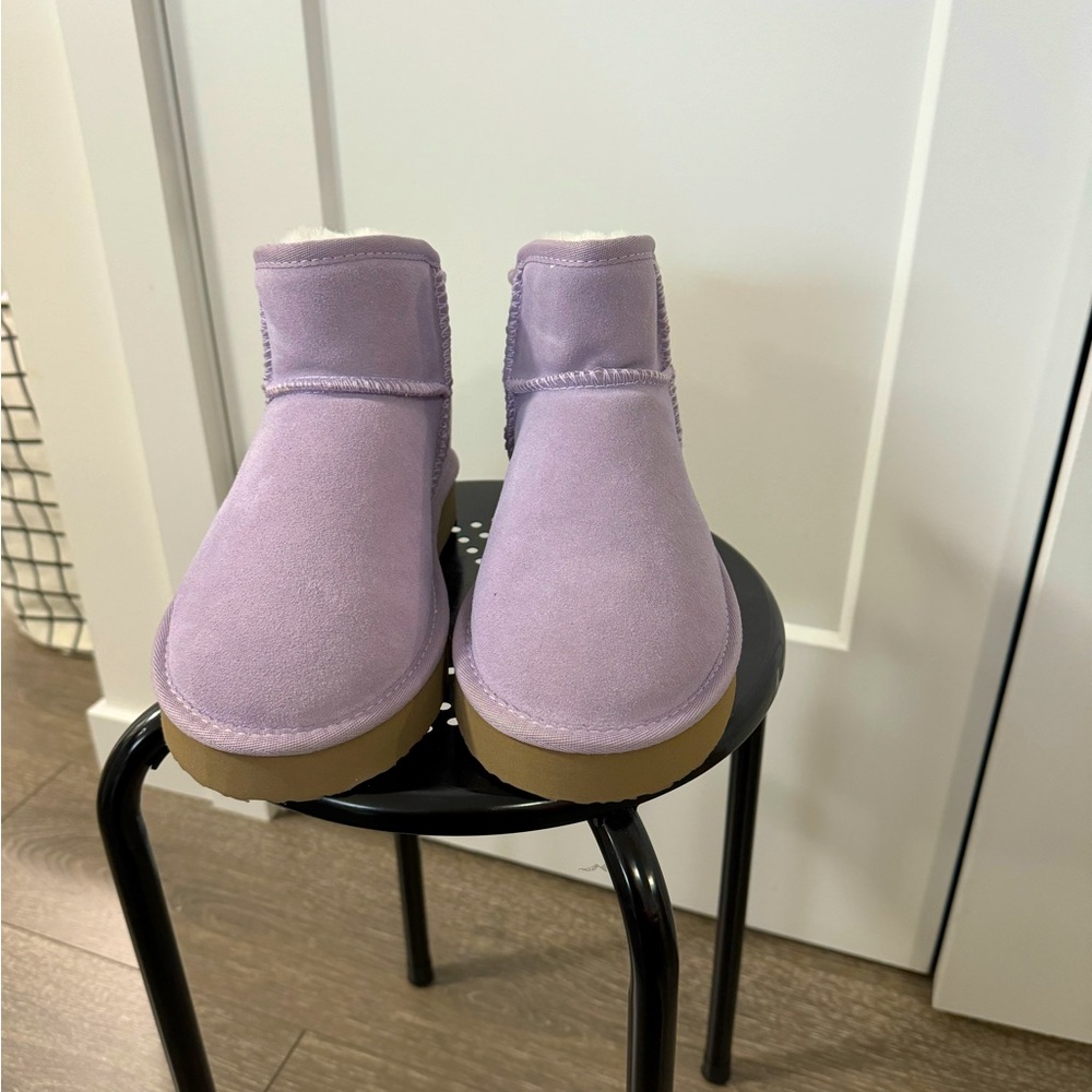 Peter Alexander UGG style slippers